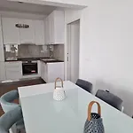 Lägenhet Pearl Adriatic Coast 3 *